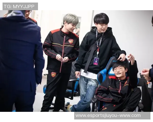 电竞比分DOTA2焦点FPX团队比赛经验分析与战术探讨